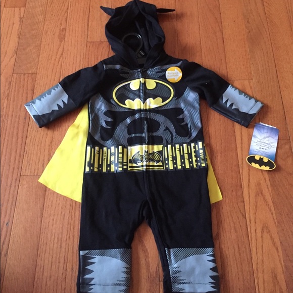 Batman Other - Batman Baby costume 0-6 mths NWT w Cape